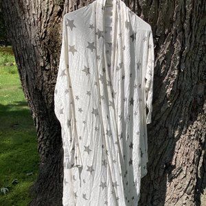 MAGNOLIA PEARL Stargazer Kimono in White